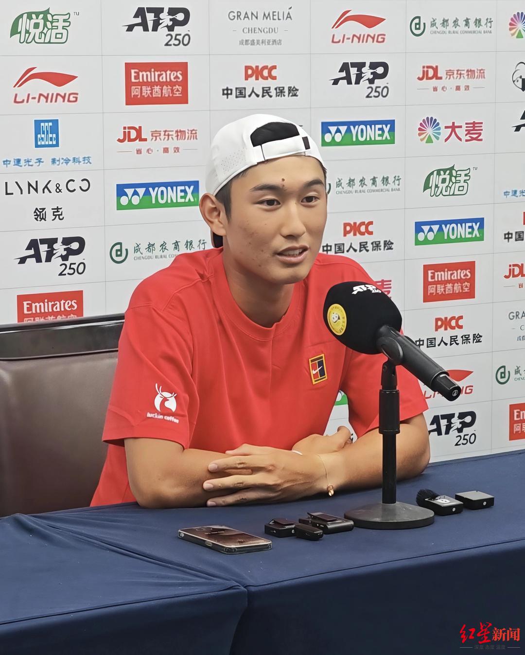 此前两人仅, 的比赛